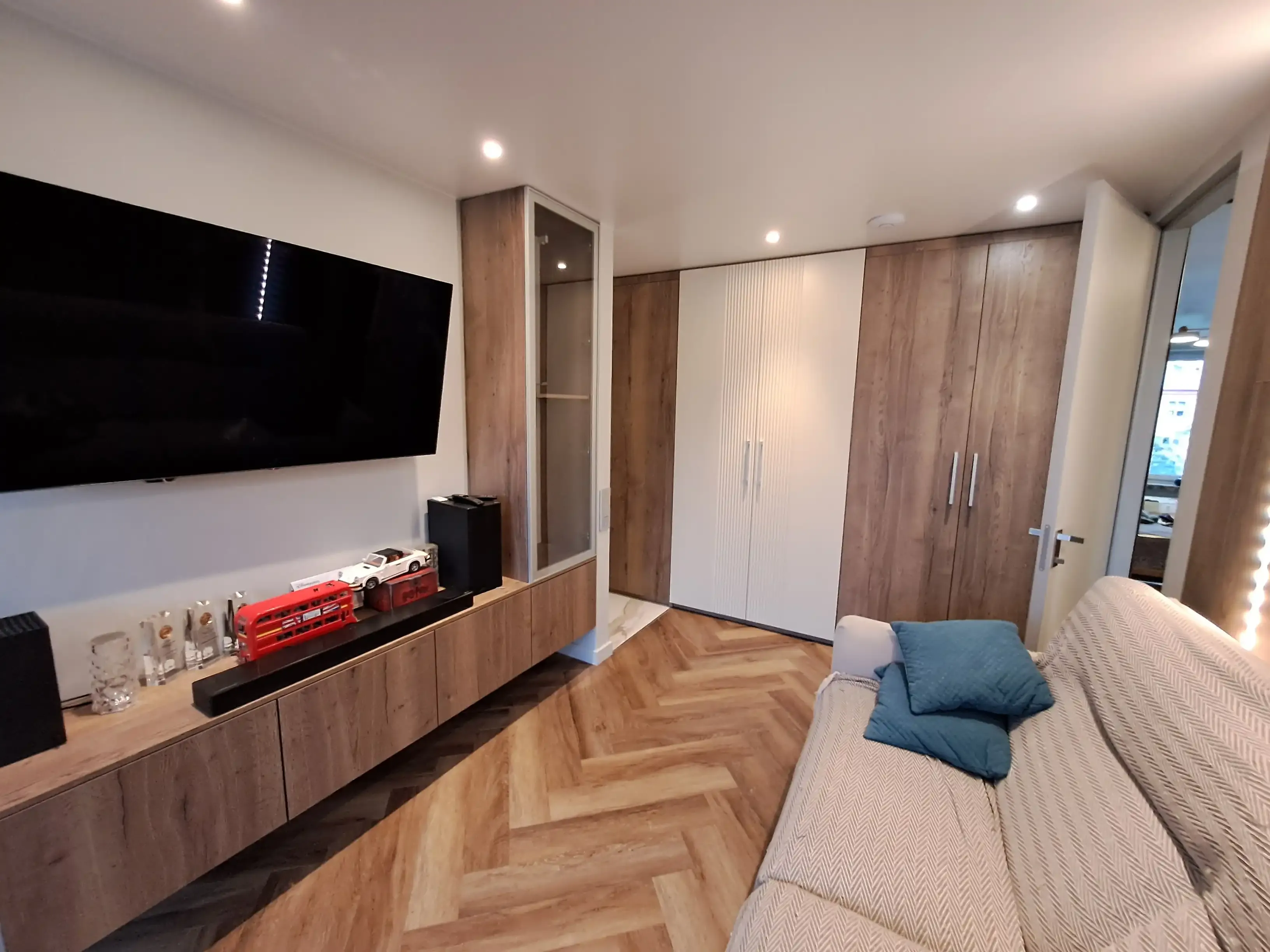 Фото из нашей галереи - мебель на заказ